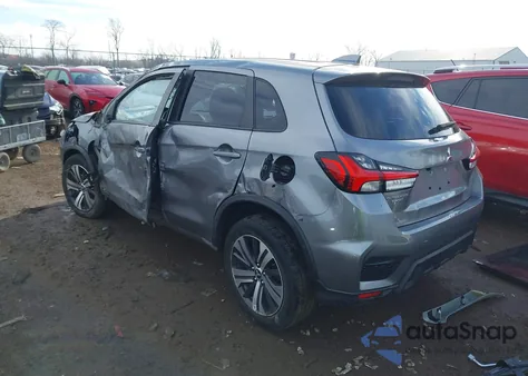 2021 Mitsubishi Outlander Sport 2.0 Es 2Wd z USA, uszkodzony, nr VIN JA4APUAU1MU027113